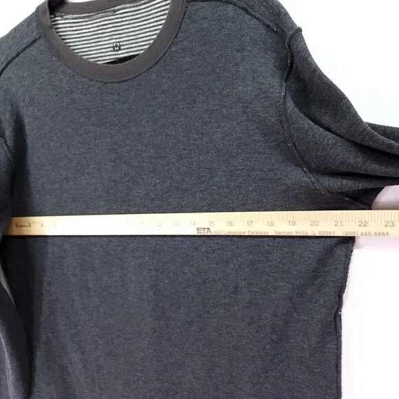 Lululemon Binary Long Sleeve Crew Shirt Men's Size Large Gray Reversible Striped - Picture 5 of 13